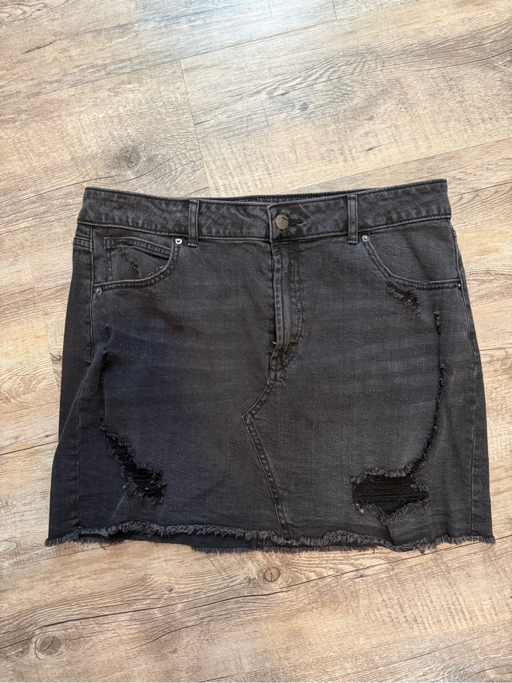 Wild Fable Black Distressed Jean Mini Skirt Size 14
